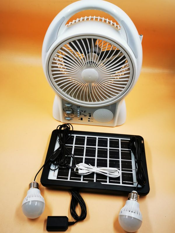 Ventilador Solar Recargable 6 en 1